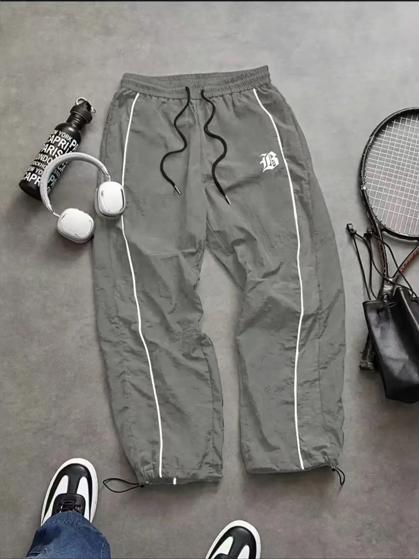 Men's Lightweight Casual Sporty Long Pants with Elastic Cuffs and Fashionable Print, Ideal for Everyday Wear