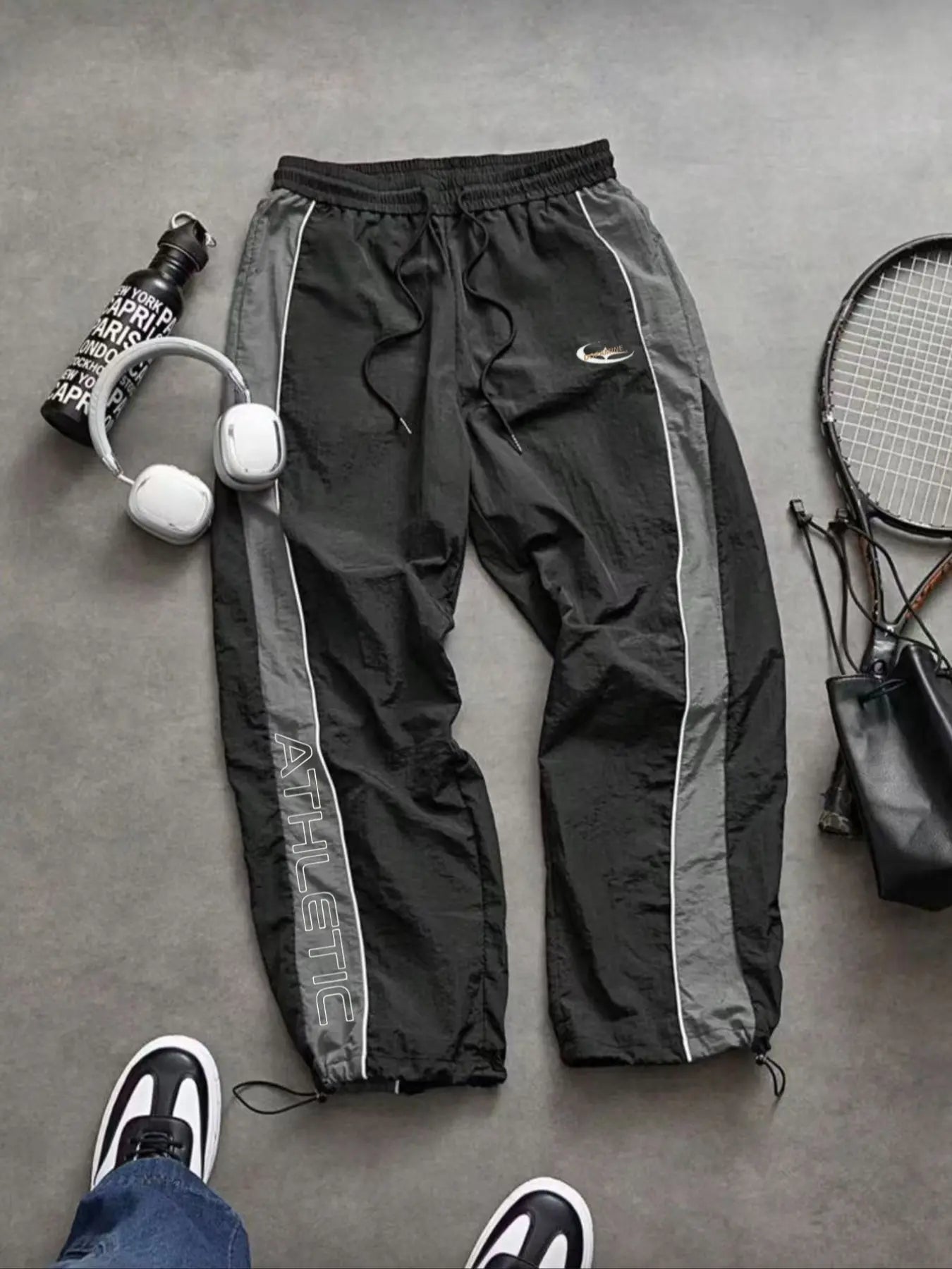 Men's Lightweight Casual Sporty Long Pants with Elastic Cuffs and Fashionable Print, Ideal for Everyday Wear