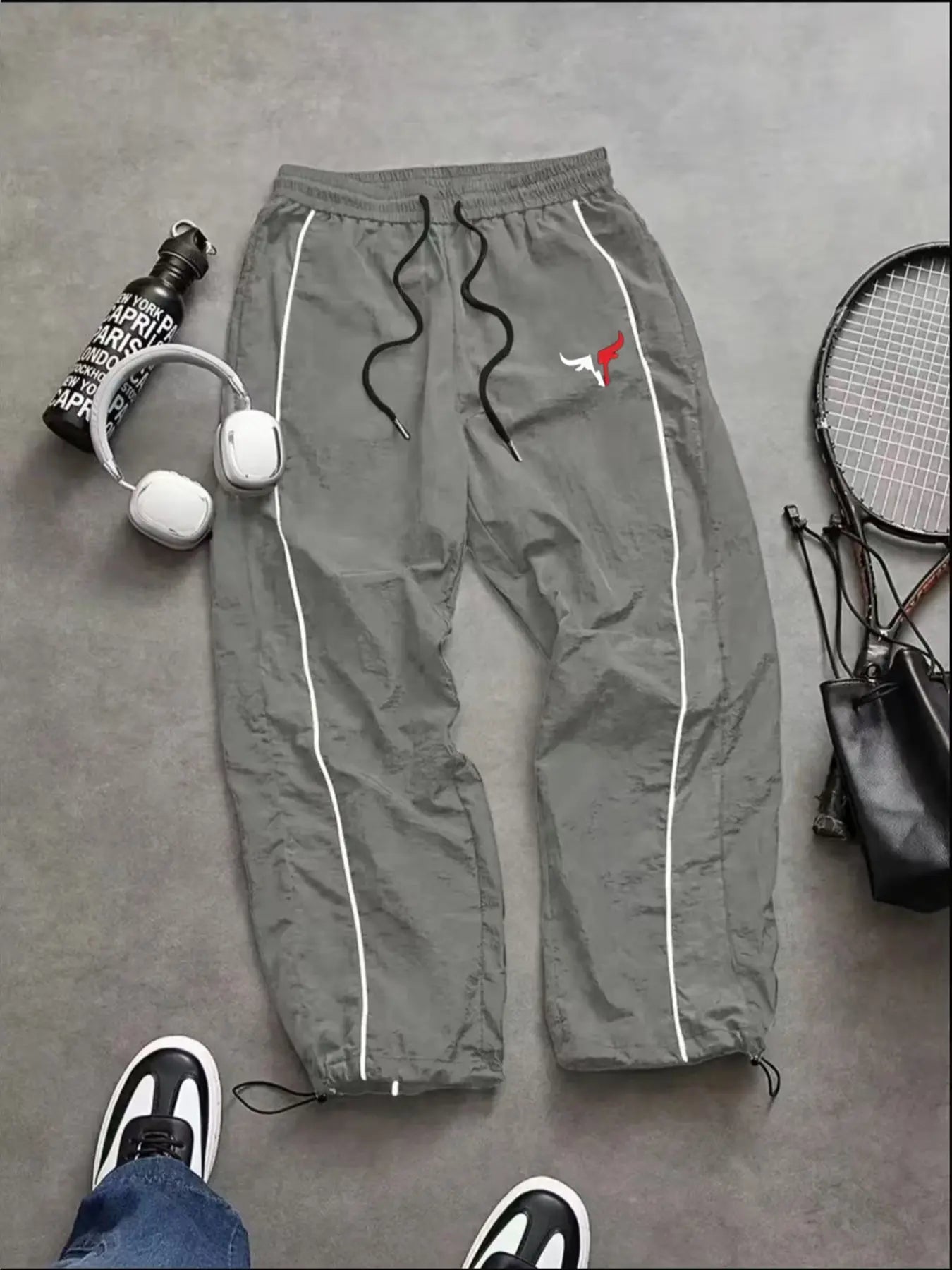 Men's Lightweight Casual Sporty Long Pants with Elastic Cuffs and Fashionable Print, Ideal for Everyday Wear